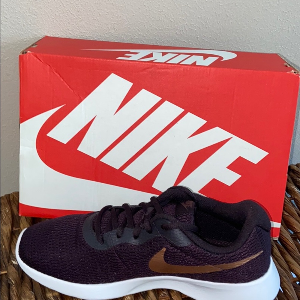 New Nike Tanjun sneakers.